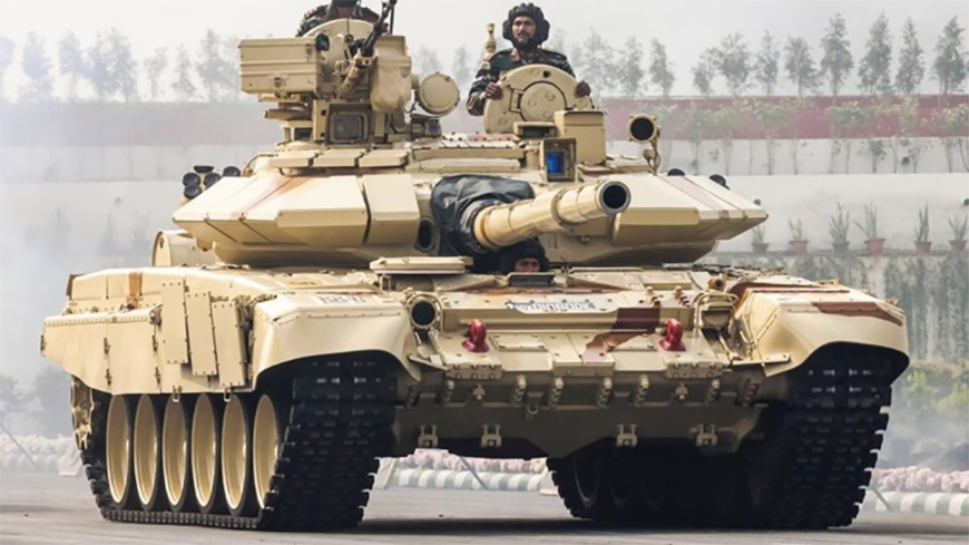 Quân sự thế giới hôm nay (12-7): Ấn Độ chi 7,85 tỷ USD hiện đại hóa xe tăng T-72, T-90